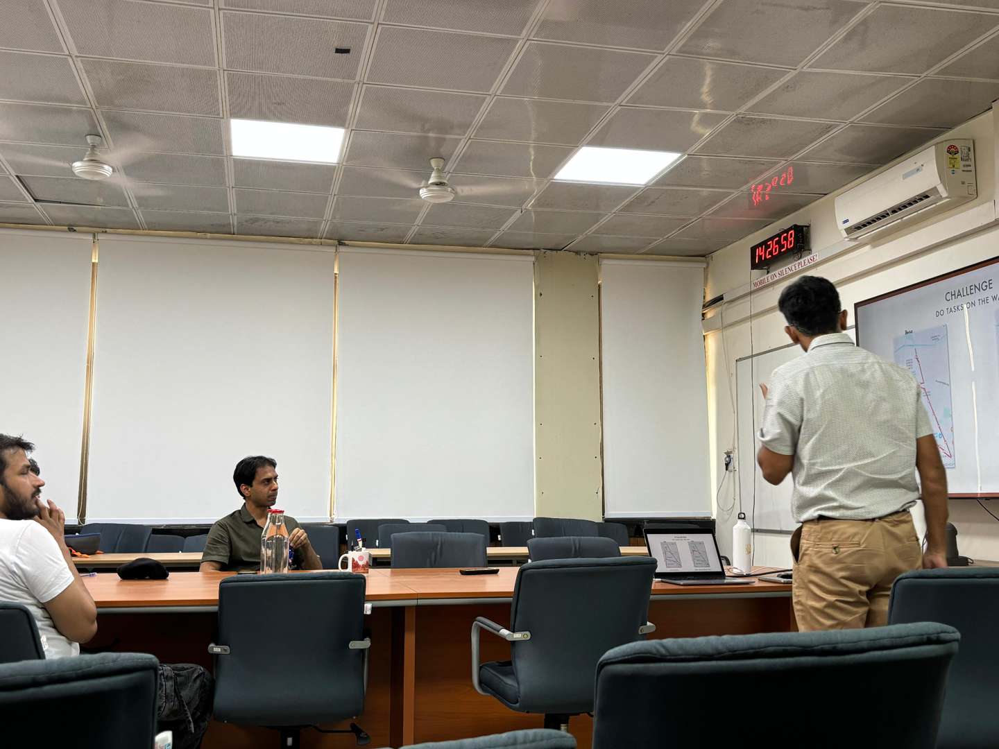 Dr. Boli Chen discussing